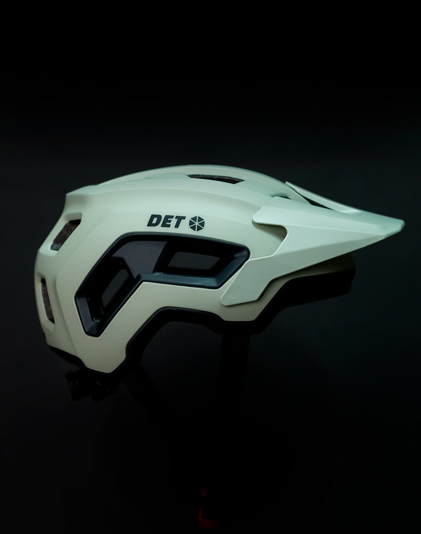 Casco Descent